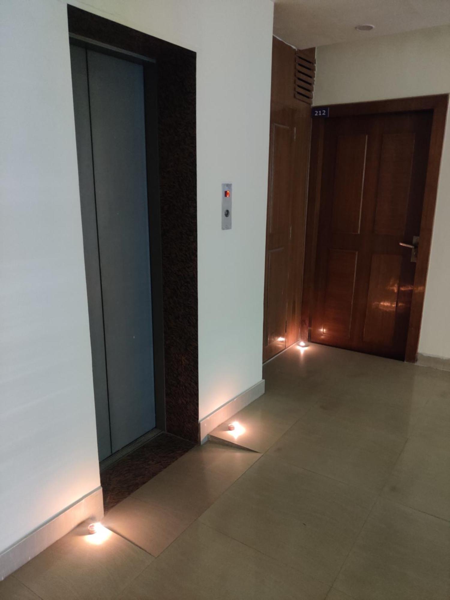 Hotel Hv Nāhan Екстериор снимка